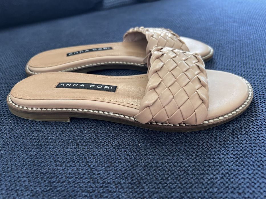 Papuci piele marime 36