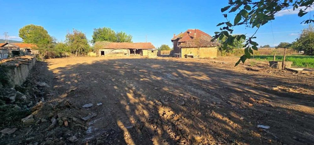 Къща в село Върбица