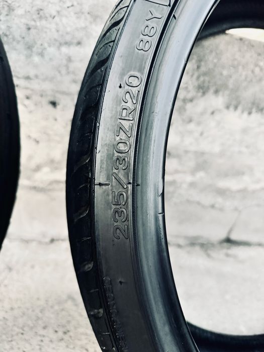 продам разноширокую резину nankang