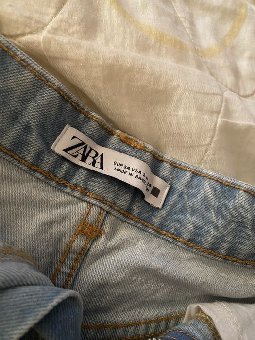Къси светли гащи Zara