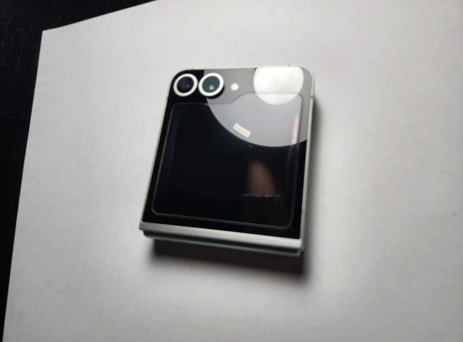 Telefon Samsung Flip 6