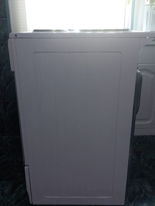 Продам электроплиту