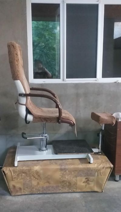 Продам педикюрное кресло