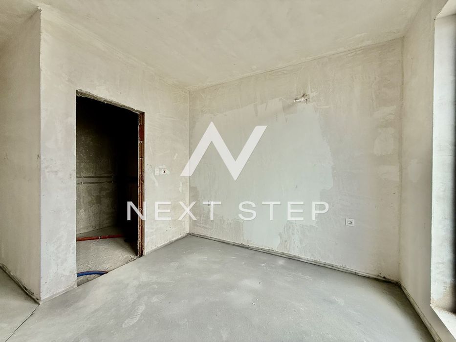 Продава се Тристаен апартамент в Пловдив, Тракия - 96 кв.м за 771 €/кв.м - Снимка #5