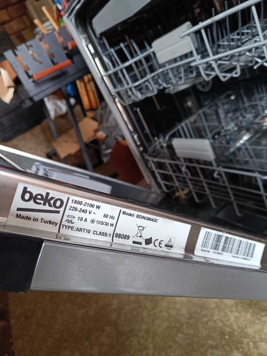 Съдомиялна Beko "b 500" за части