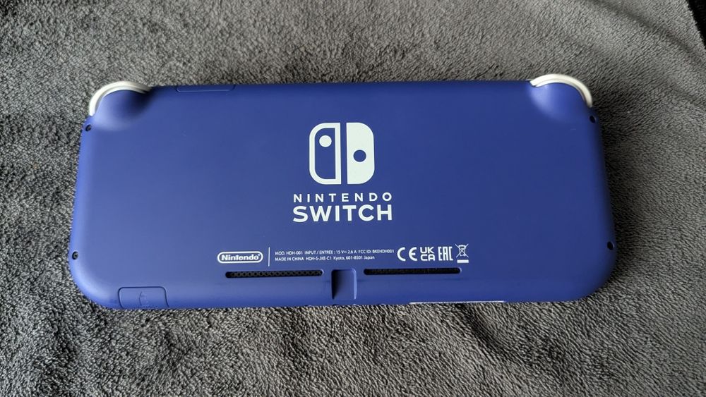 Nintendo switch lite