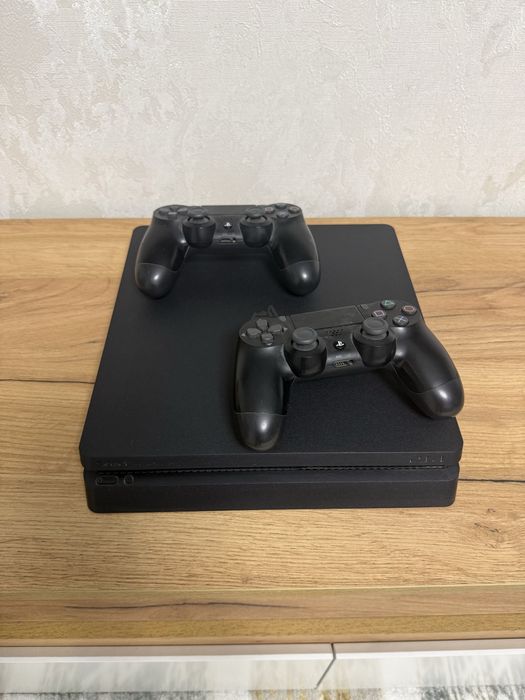 Sony PlayStation 4