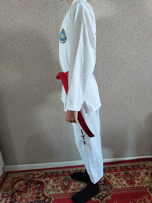 Продам кимано ( таэквондо)