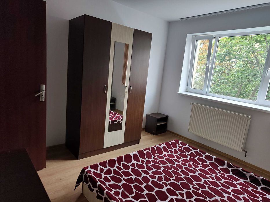 Vând Apartament zona Cora