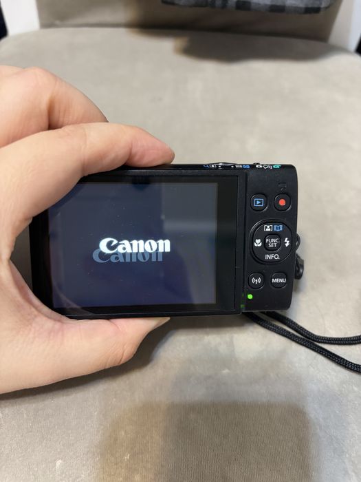 Canon ixus hs a 12 x optical zoom