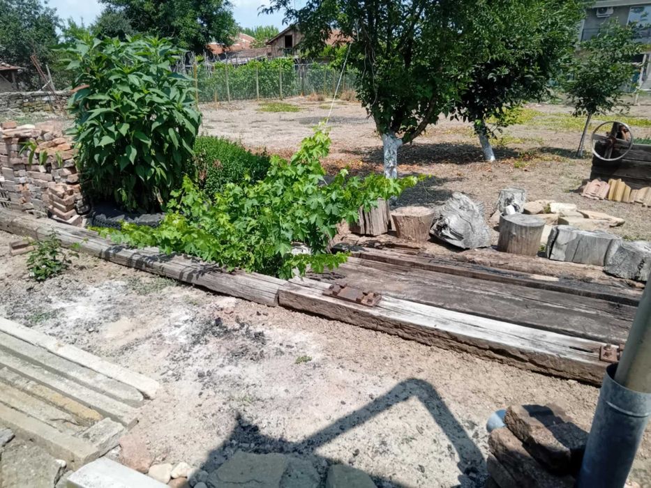 Продава се Къща в с. Козаревец, Област Велико Търново - 1060 кв.м за 41 €/кв.м - Снимка #13