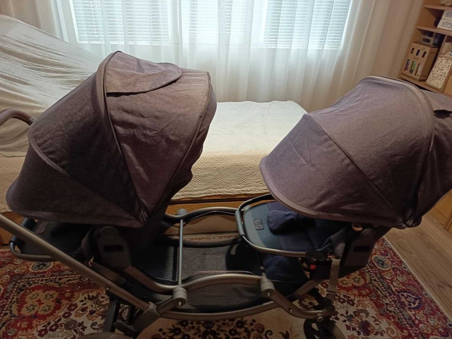 Детска количка за близнаци