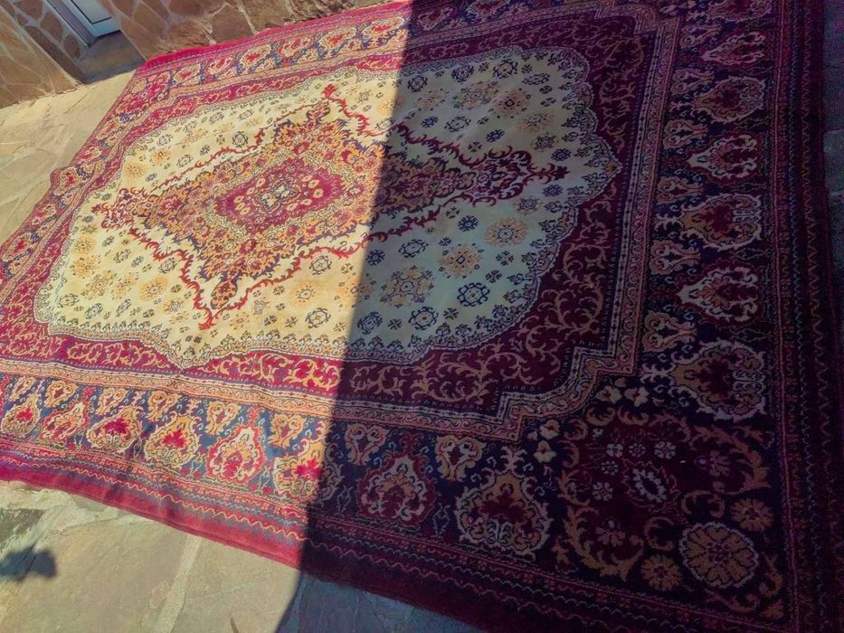 Автентични килимите и Черги