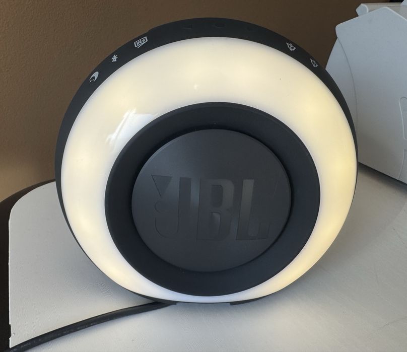 JBL Horizon Bluethooth Колонка Часовник Будилник Отлично Състояние