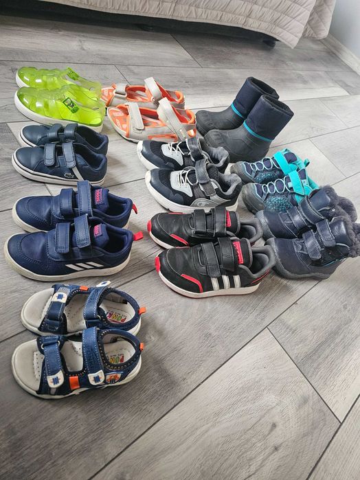Изключително запазени ОБУВКИ ЗА МОМЧЕ