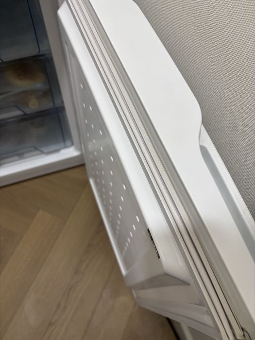 Продам морозильник