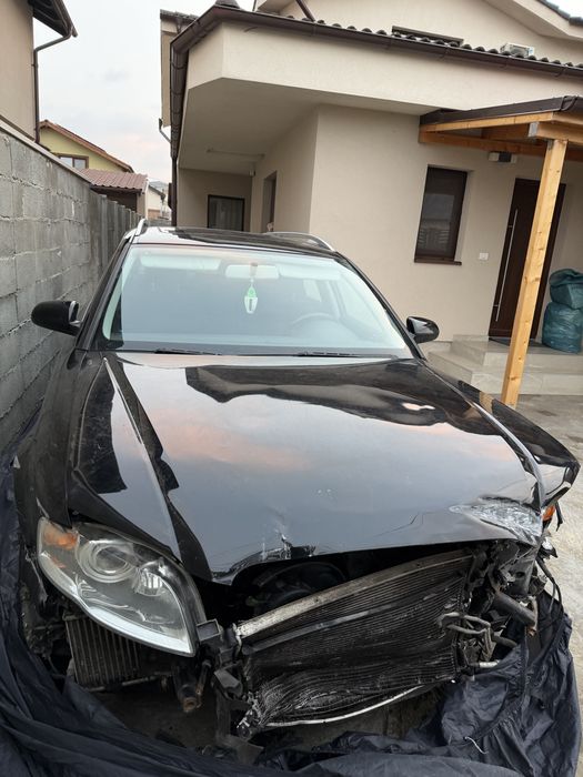Vand audi a4 b7 pentru dezmembrat sau reconditionare