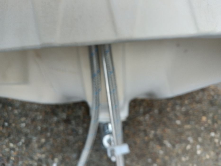 Мивка и батерия  Роса