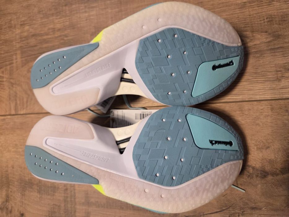 Нови дамски маратонки Adidas Adizero Boston 13 W (39 / 2/3)