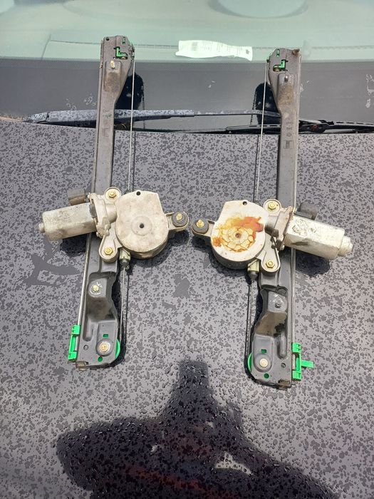 Предни механизъми за ел стъкла за фиат пунто 2005 година