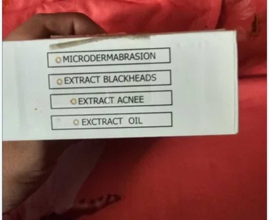 Aparat pentru puncte negre, Vacuum Cleanser EG