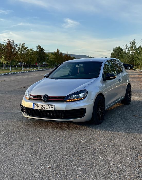 Volkswagen Golf 6, 1.6 TDI, 105 cp