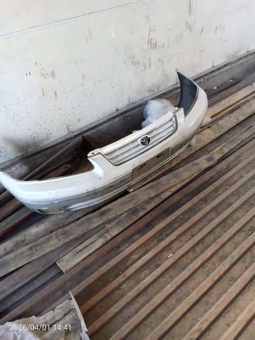 Продам бампер Камри 25