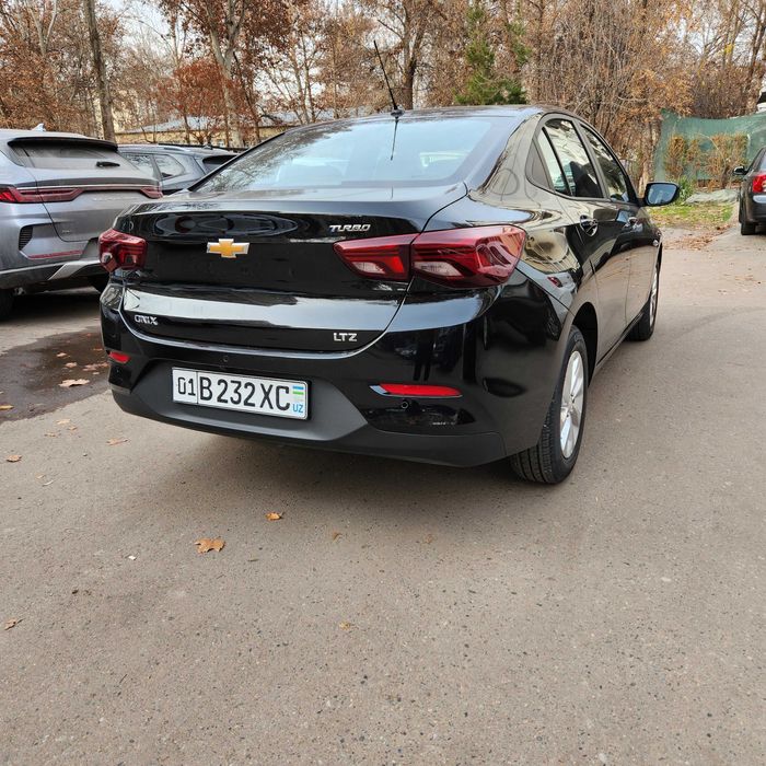 Chevrolet Onix LTZ Turbo 2025 год