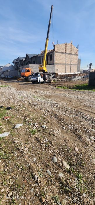 Karopka holatda yashash uchun qulay 2 sutix podval bor mansarda bor