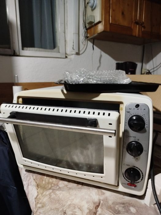 Cuptor electric cu Convecție Myria – 1400W, 20L