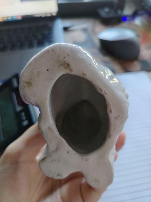 Порцеланова фигурка коте/котка