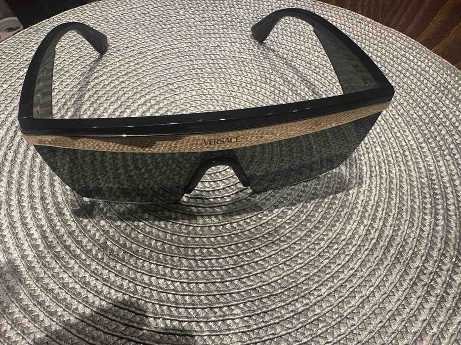 Оригинални слънчеви очила