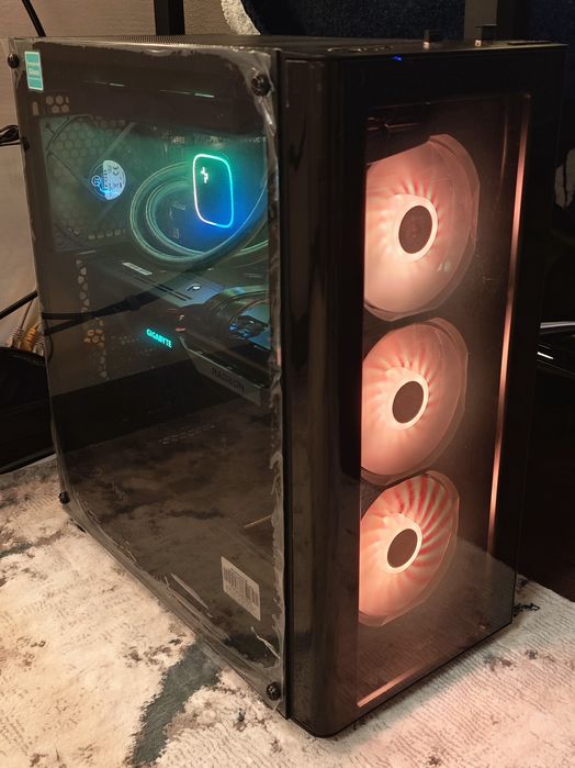 Desktop PC Gaming Serioux i7-14700KF, 32GB DDR5, 2TB SSD,RX7800XT 16GB