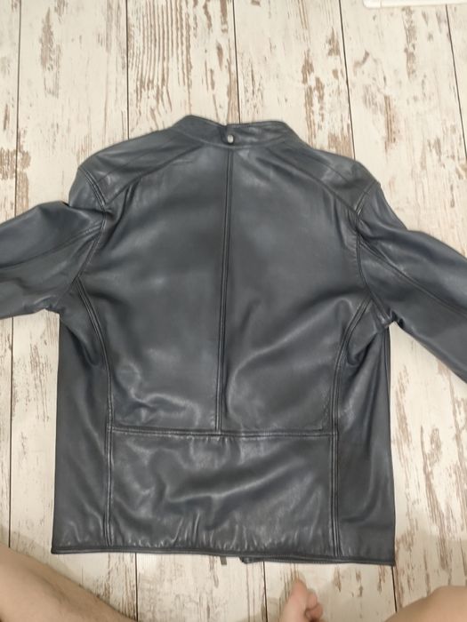 Кожаная куртка от Massimo Dutti