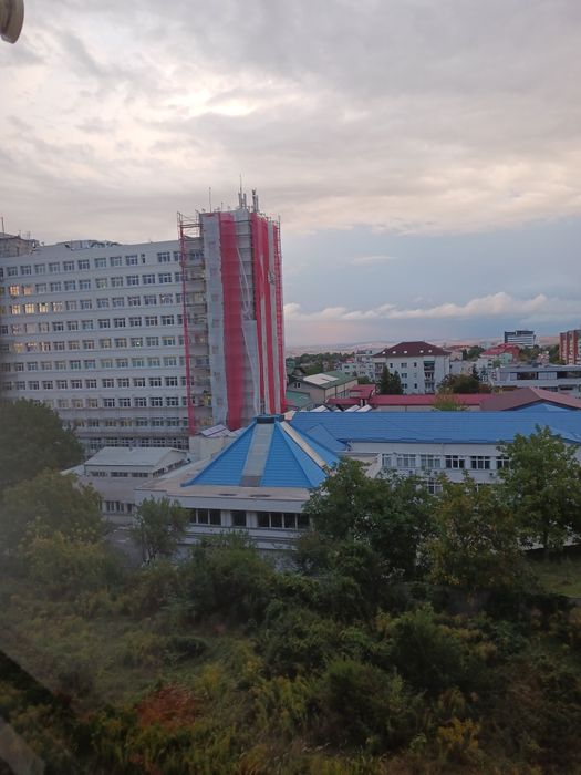 Apt 2 cam Zorilor, în zona  , UMF. , UTCN ,spit Recuperare