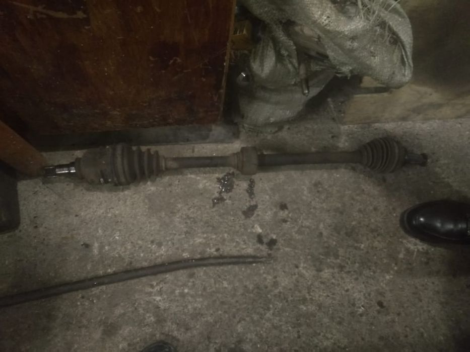 Гранаты на тайота Карина