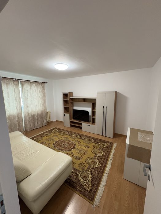 Inchiriere apartament 2 camere,Et 1/4