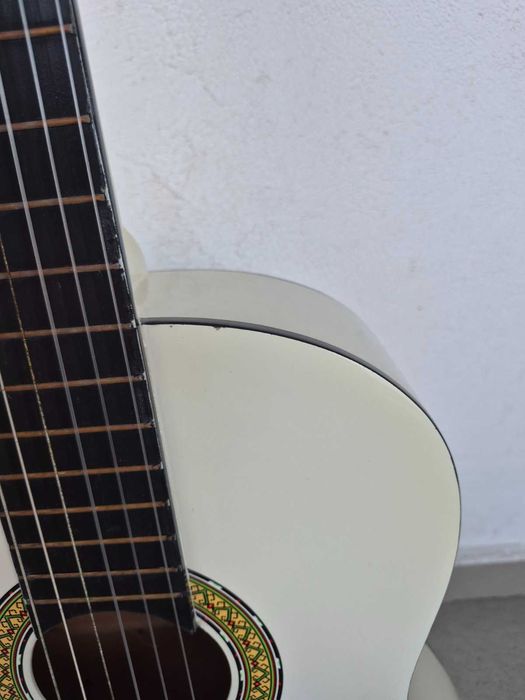 Класическа китара Toledo Primera Student 44-WH плюс калъф