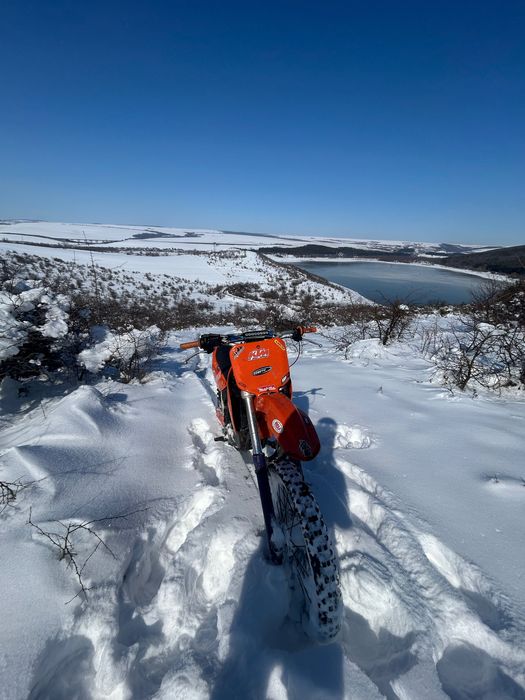 KTM SX 125…………..