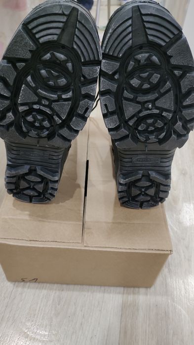 Берцы черные 43 размер, новые