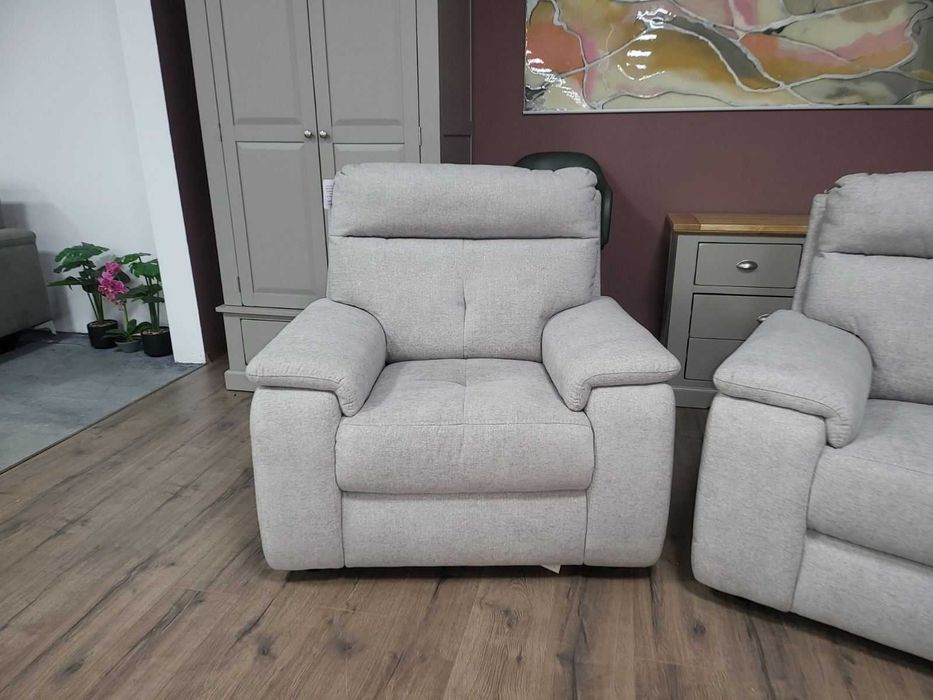Италиански сив комплект от плат диван тройка и два фотьойла
