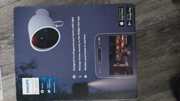 Чисто нова камера за видеонаблюдение Philips Hue