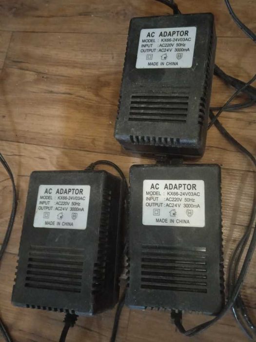 Адаптер AC  c 220 переменного на 24 вольта переменного