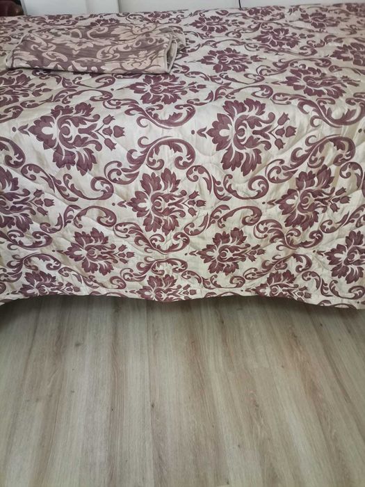 Капитунирано шалте и 2 калъфки за възглавницата