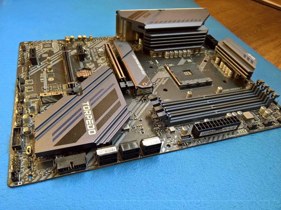 MSI MAG X570S Torpedo Max, socket AM4