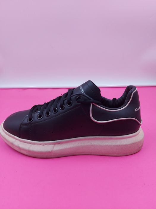 Alexander Mcqueen номер 42  Оригинални сникърси