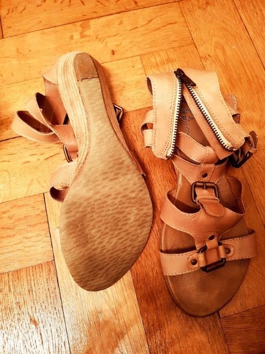 Sandale piele bej - Bata , marimea 37