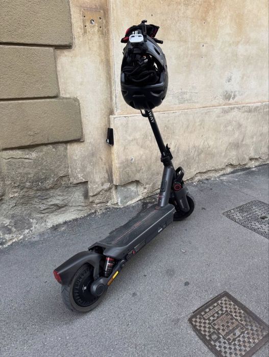 Trotineta Electrica Segway Ninebot MAX G3 E Display smart, motor 2000w