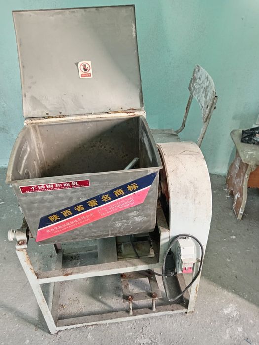 Продам тестомес из нержавеющей стали