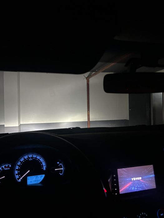 Tayota Corolla  2014